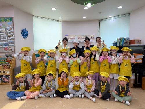 어린이 대상 교육 특화프로그램: 25년 어린이 요리활동 『Jin-키즈쉐프』-영유아 대상