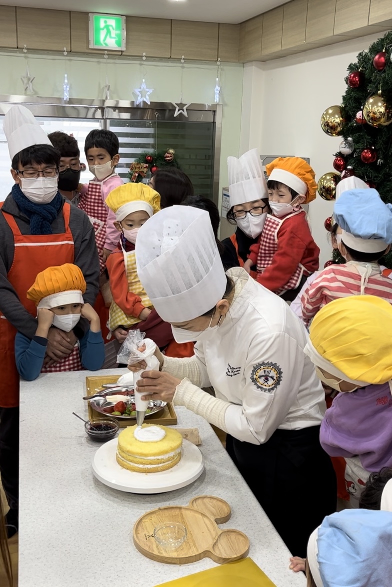 [2022년 학부모 집합교육-크리스마스 저당 케이크 만들기]